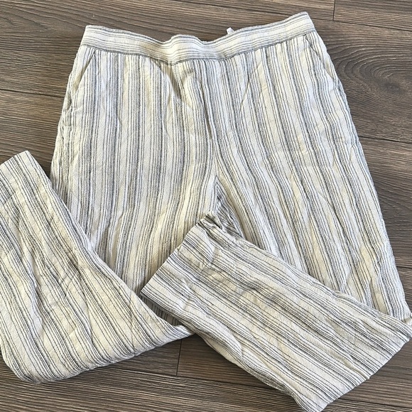 Banana Republic Gray Chinos Lightweight Drawstring cropped - Picture 2 of 12